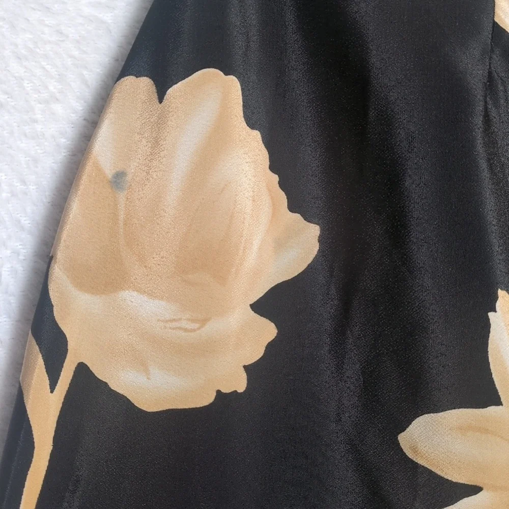 Black & Yellow Floral Vintage Formal Midi Skirt Size L‎